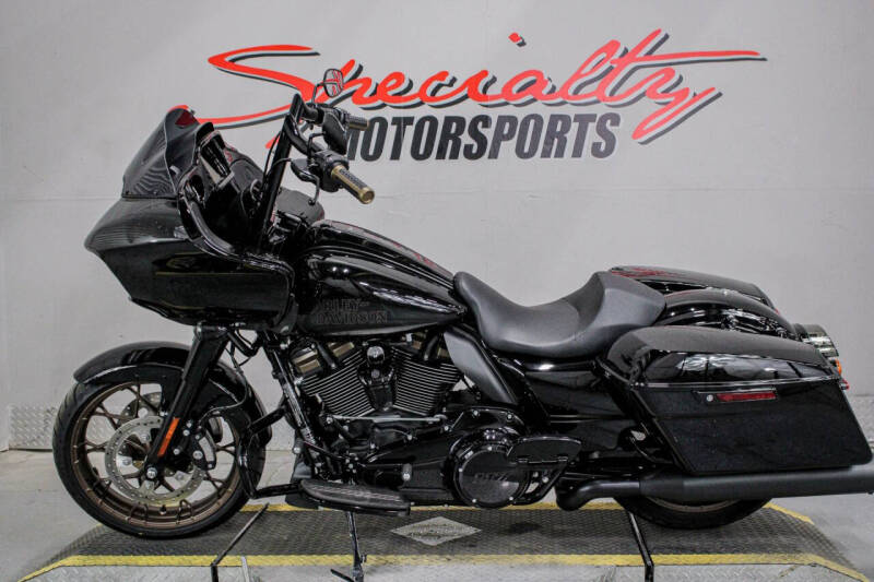 2023 Harley-Davidson Road Glide ST