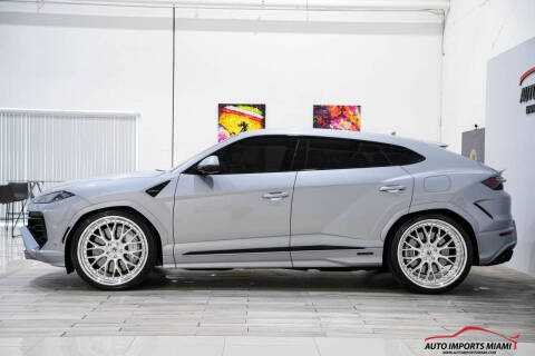 2025 Lamborghini Urus SE