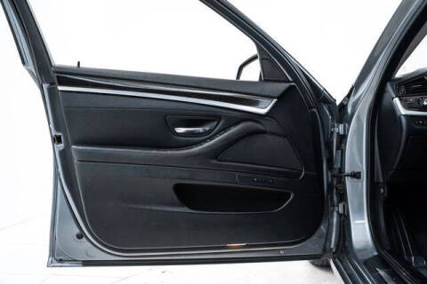 2015 BMW 5 Series 528i