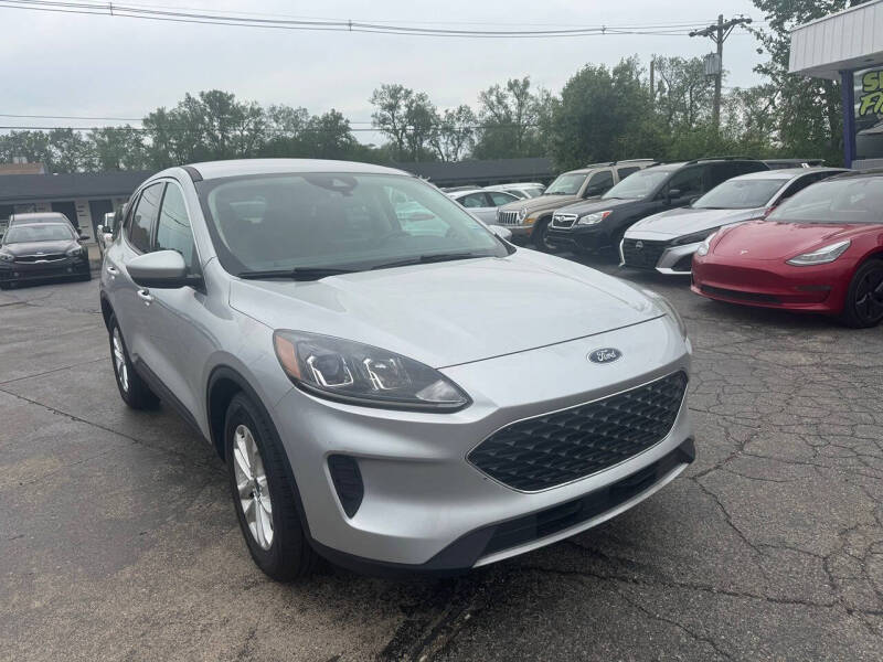 2020 Ford Escape SE