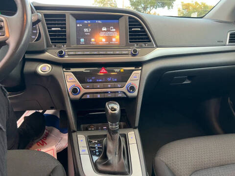 2017 Hyundai Elantra Value Edition