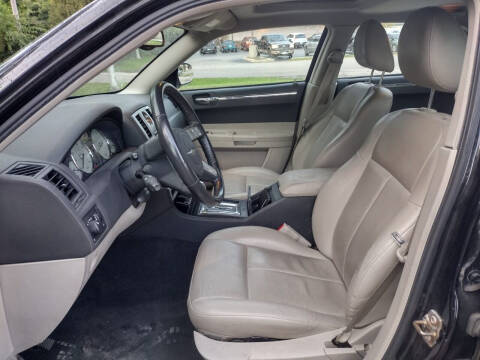 2005 Chrysler 300 Limited