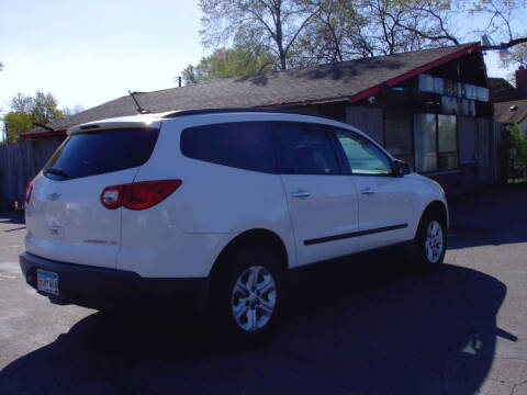 2012 Chevrolet Traverse LS