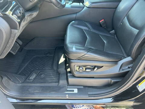 2019 Cadillac Escalade Platinum