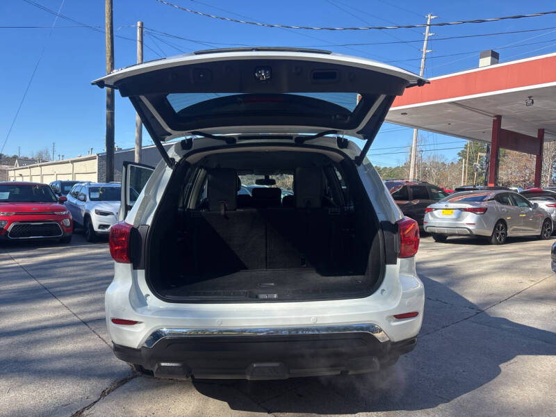 2020 Nissan Pathfinder SL