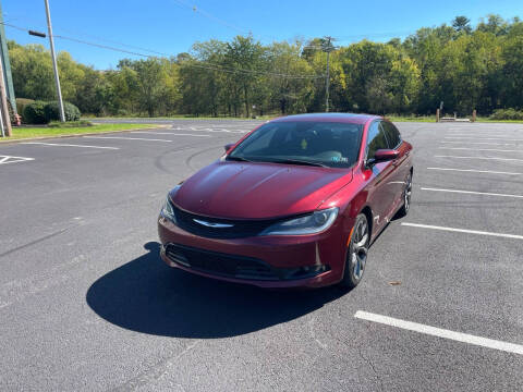 2015 Chrysler 200 for sale at Five Plus Autohaus, LLC in Emigsville PA