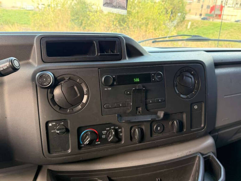 2013 Ford E-Series E-150