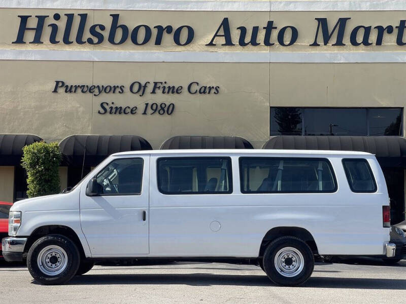 2011 Ford E-Series E-350 SD XLT