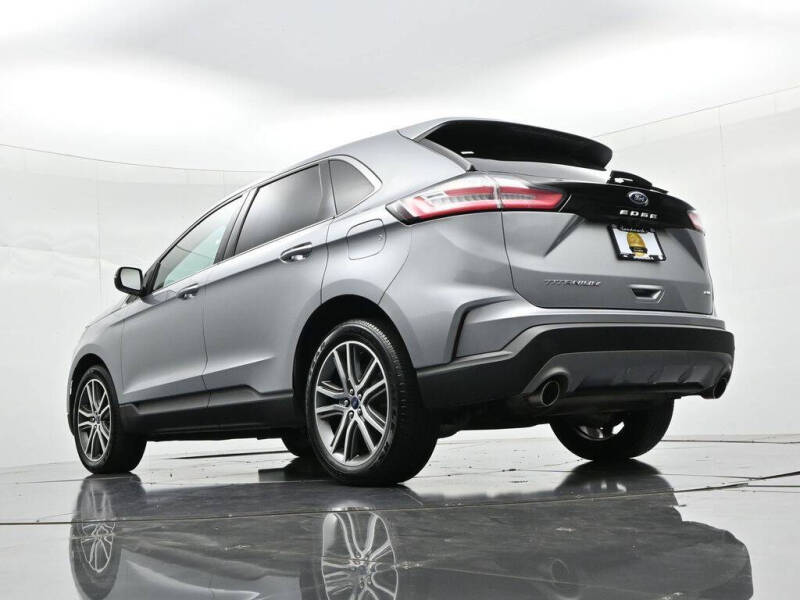 2021 Ford Edge Titanium