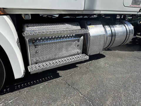 2020 Freightliner Cascadia