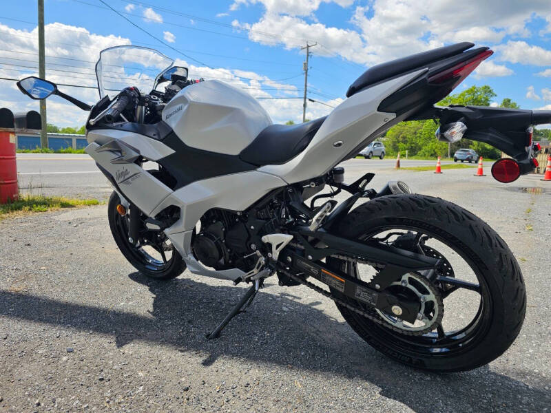 2025 Kawasaki Ninja 500r