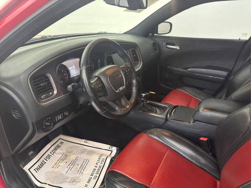 2016 Dodge Charger SXT