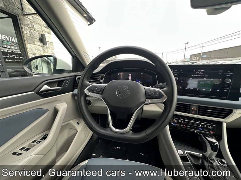 2025 Volkswagen Jetta SE