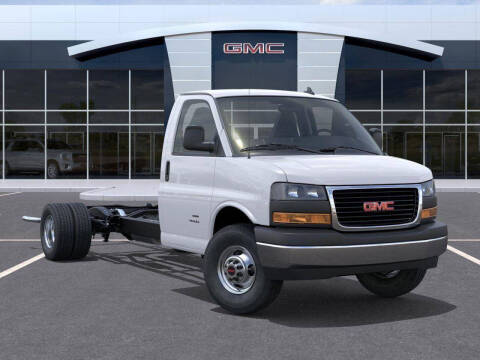 2025 GMC Savana 3500