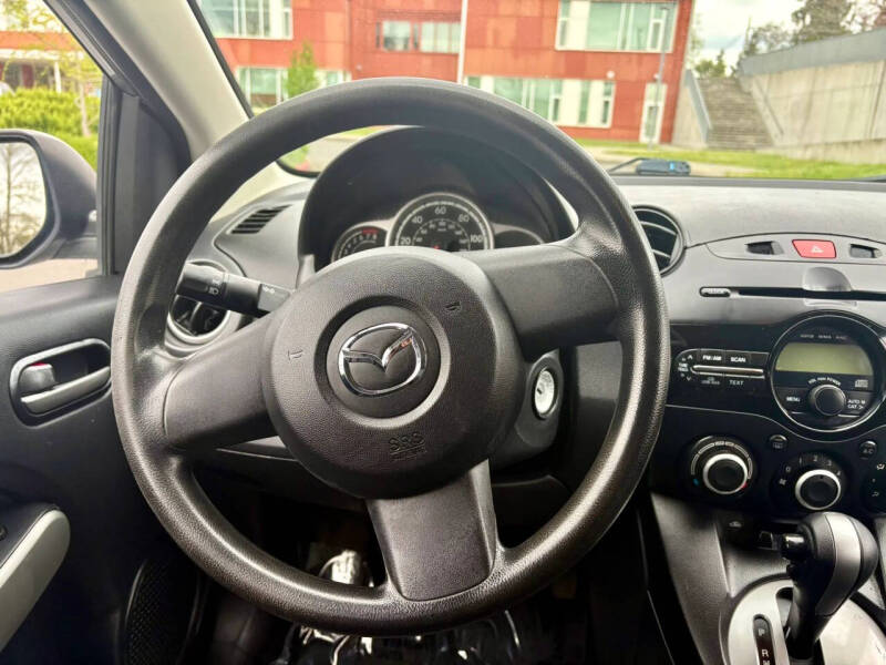 2014 Mazda MAZDA2 Sport