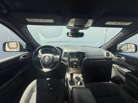 2017 Jeep Grand Cherokee