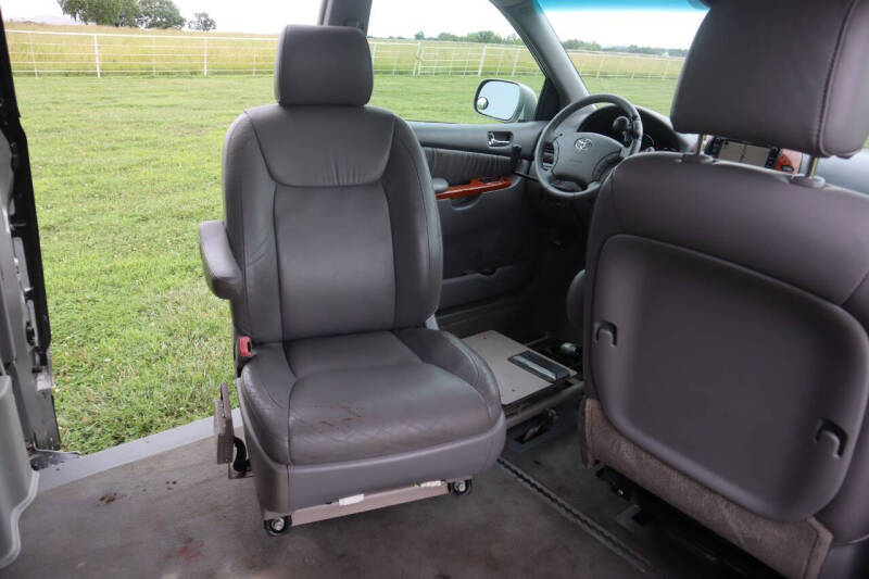 2008 Toyota Sienna XLE