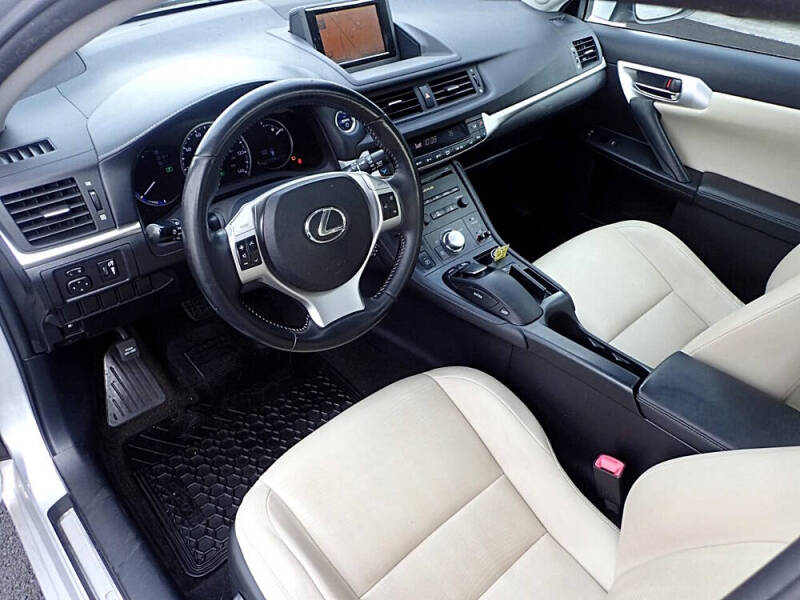 2012 Lexus CT 200h Premium