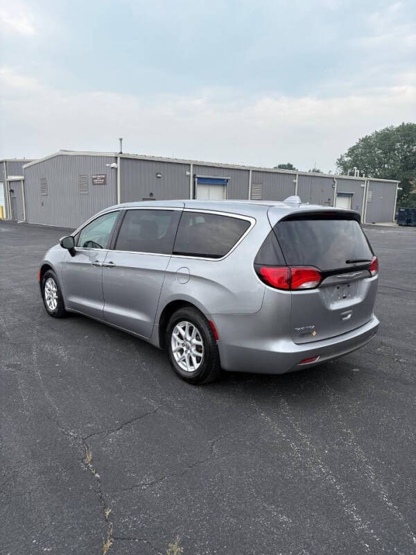 2017 Chrysler Pacifica Touring