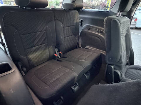 2017 GMC Acadia SLE-2