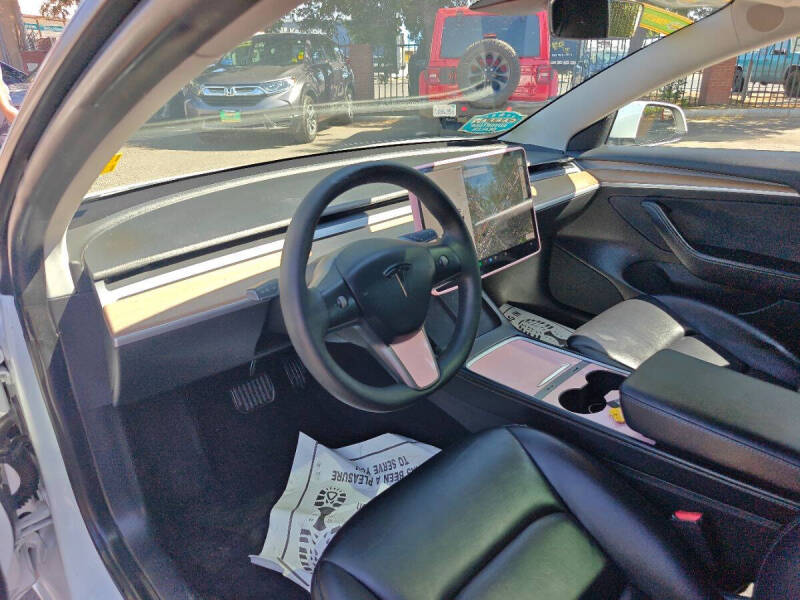 2021 Tesla Model 3 Standard Range Plus