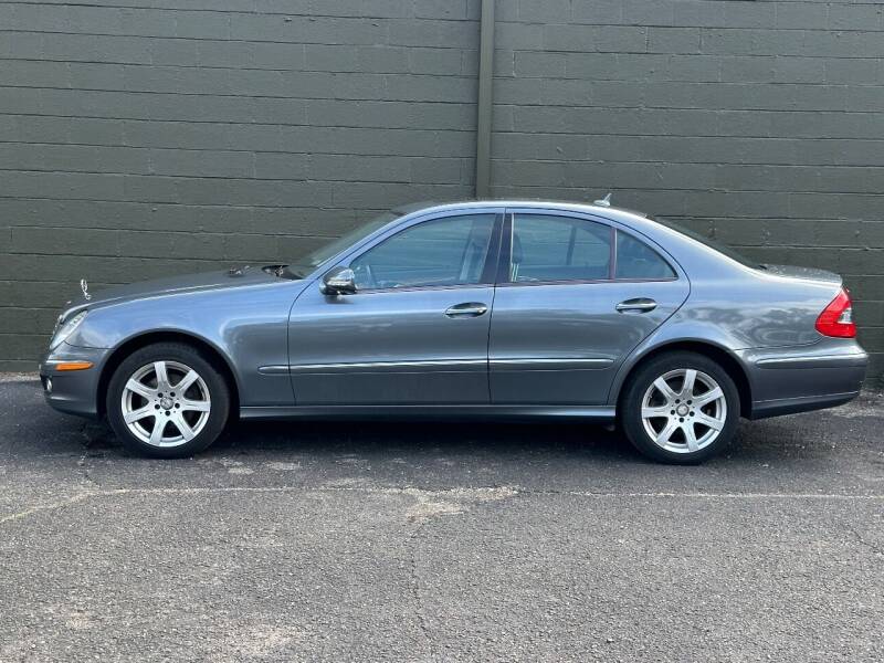 2008 Mercedes-Benz E-Class for sale at Axtell Motors in Troy MI