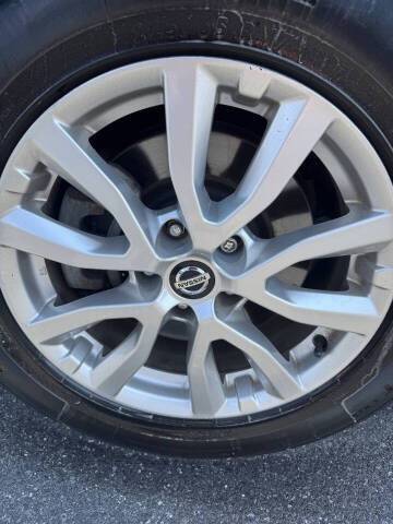 2018 Nissan Rogue Hybrid SV