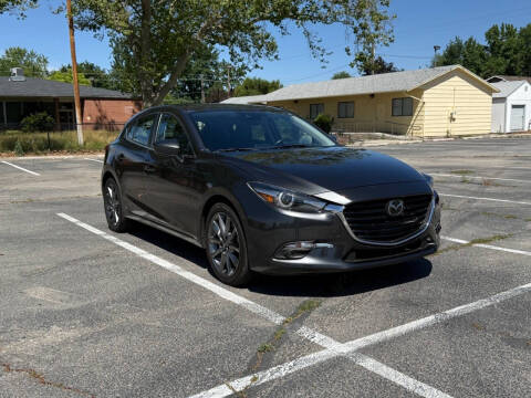 2018 Mazda MAZDA3 Grand Touring