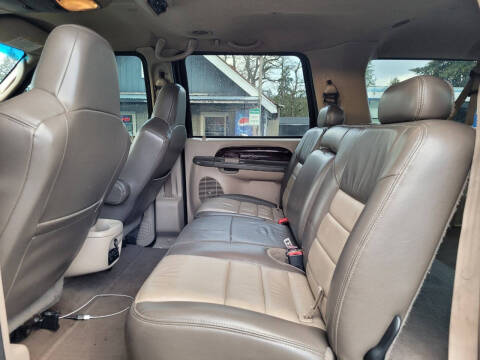 2004 Ford Excursion Eddie Bauer