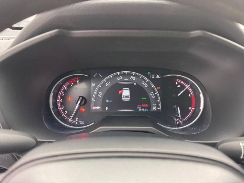 2024 Toyota RAV4 XLE