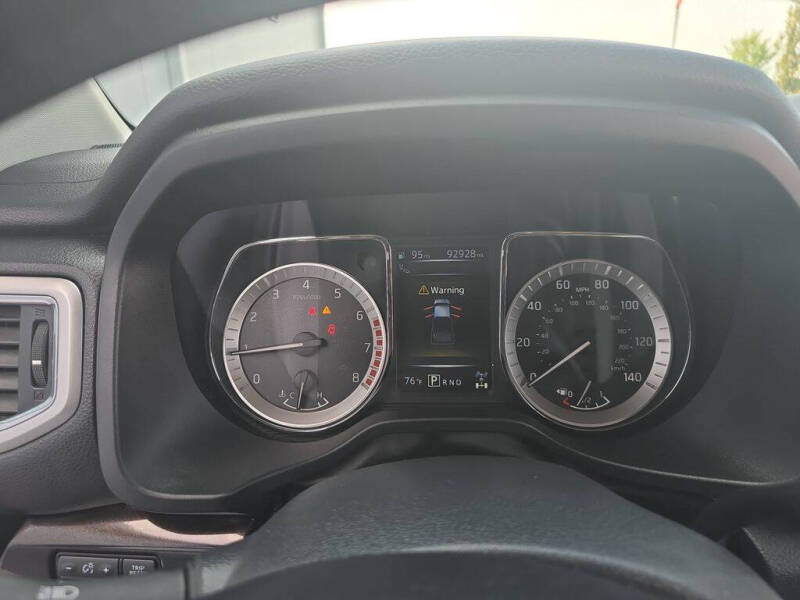 2018 Nissan Titan SV