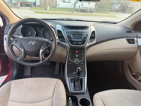 2014 Hyundai Elantra SE