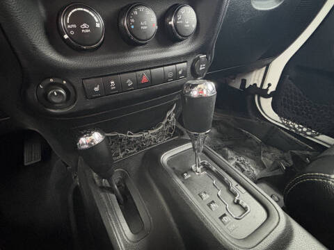 2012 Jeep Wrangler Unlimited Sahara