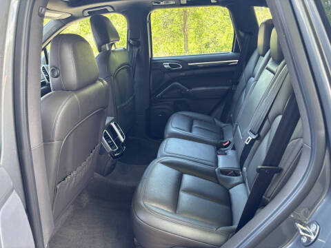 2016 Porsche Cayenne S