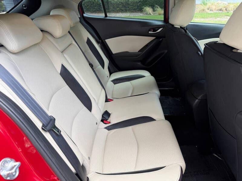 2014 Mazda MAZDA3 s Grand Touring