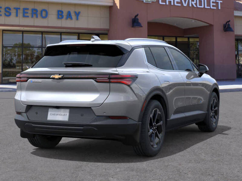 2026 Chevrolet Equinox EV LT 2