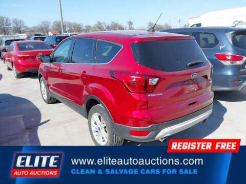 2019 Ford Escape SE