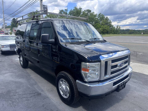 2013 Ford E-Series E-350 SD
