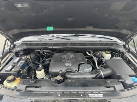 2013 Nissan Titan SV