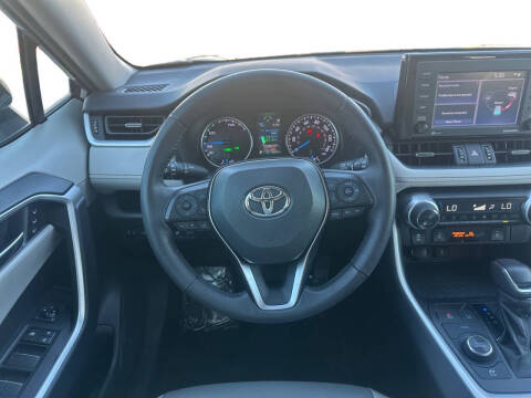2021 Toyota RAV4 Hybrid XLE Premium