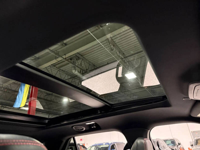 2024 Ford Explorer ST-Line