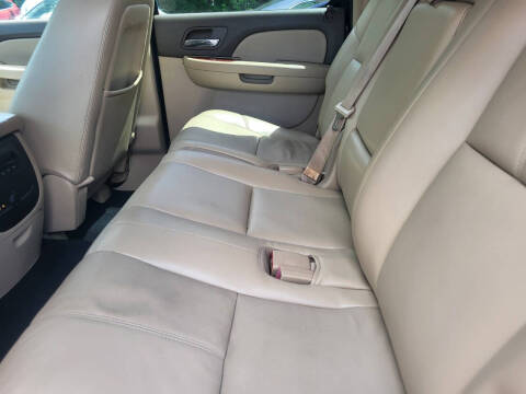 2014 Chevrolet Suburban LT