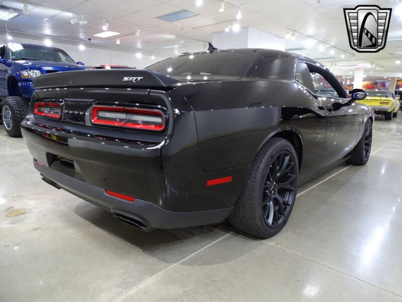 2015 Dodge Challenger SRT Hellcat