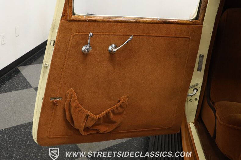 1933 Plymouth Model PD