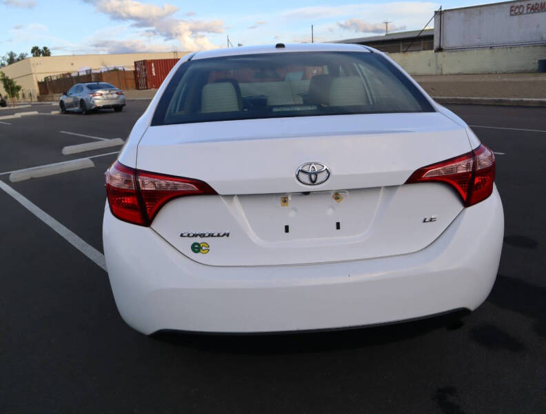 2017 Toyota Corolla LE