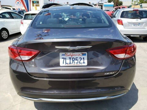 2015 Chrysler 200 Limited