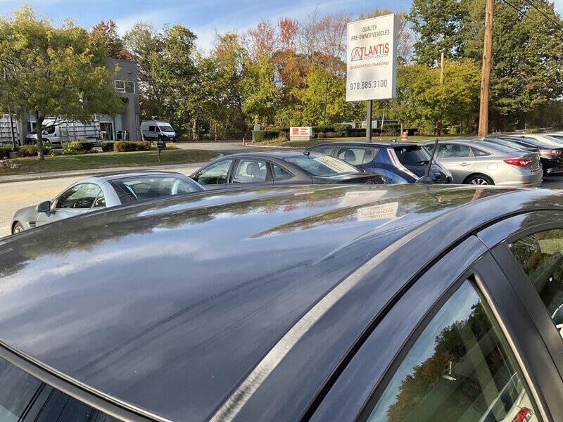 2014 Toyota Prius c Two