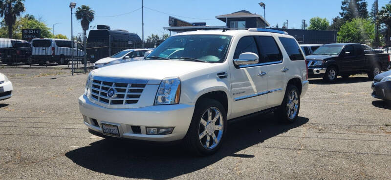 2007 Cadillac Escalade for sale at AMW Auto Sales in Sacramento CA