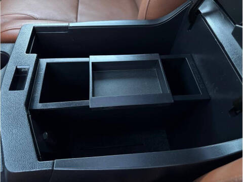 2016 Toyota Sequoia Platinum