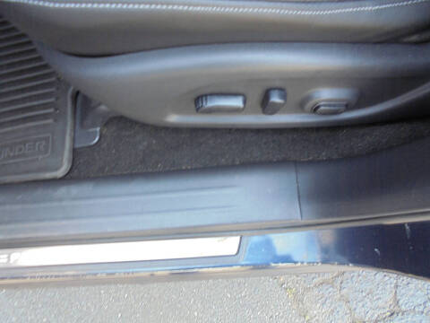 2016 Nissan Pathfinder SL